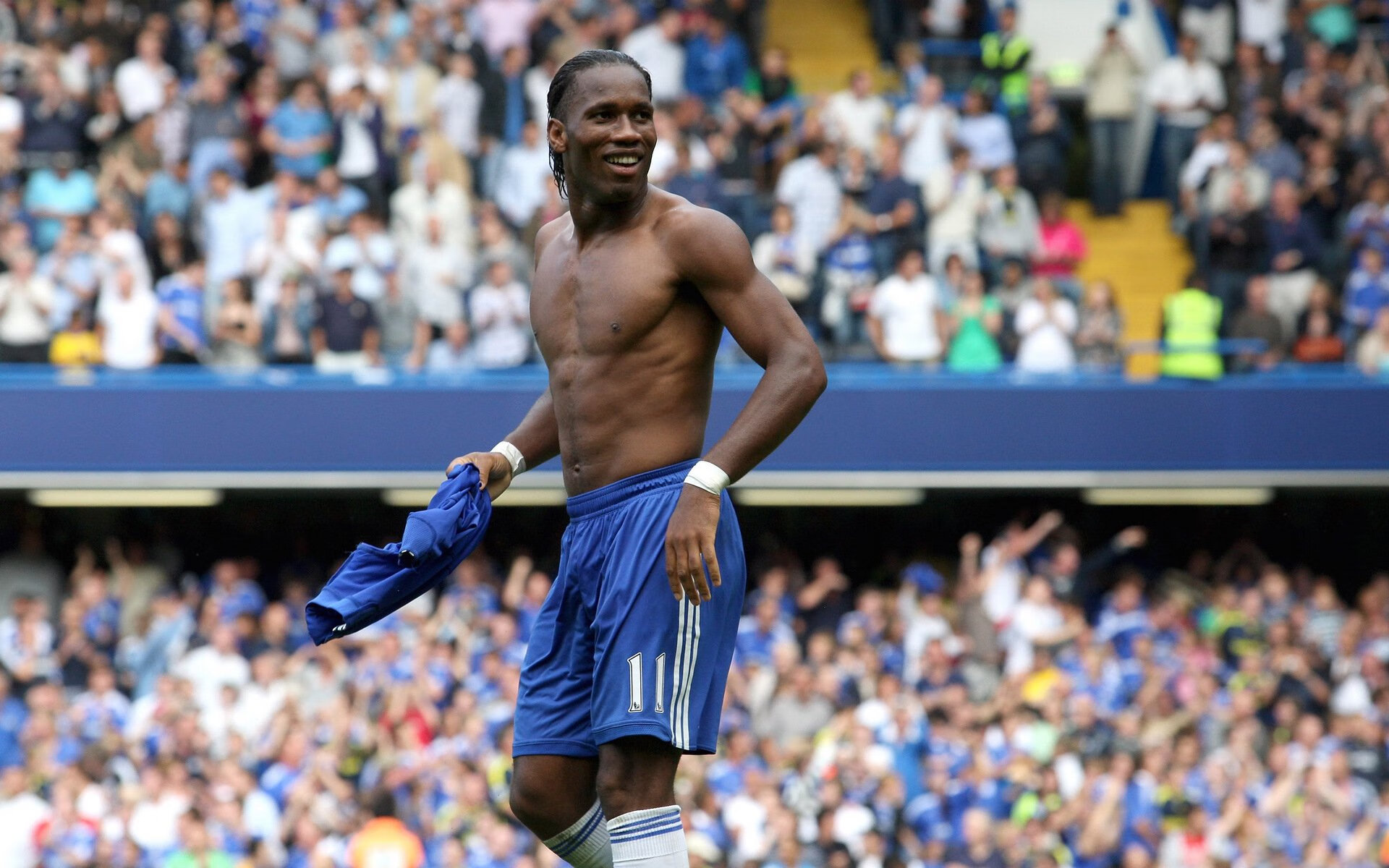 曼联锋线多点开花进攻端终于找到感觉,曼联支点中锋